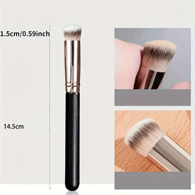 Kabuki Makeup Brush – Foundation, Contour & Blush