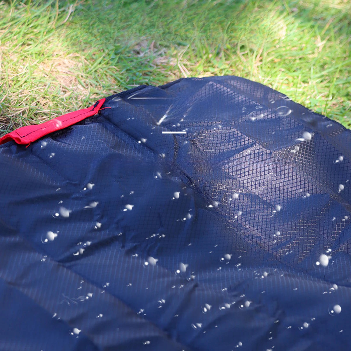 Ultralight Folding Pocket Picnic Mat – Waterproof TPU Nylon