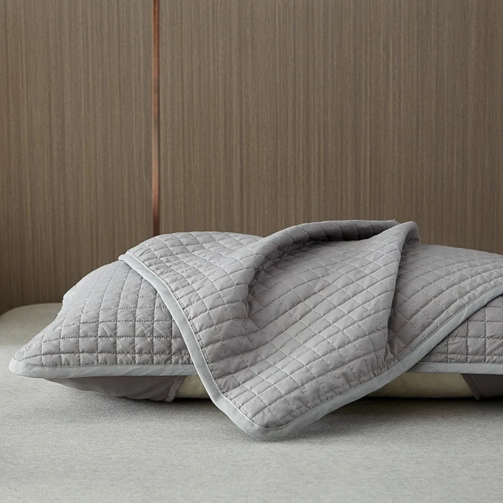 Waterproof Pillow Protector Cover – Anti-Mite Pillowcase