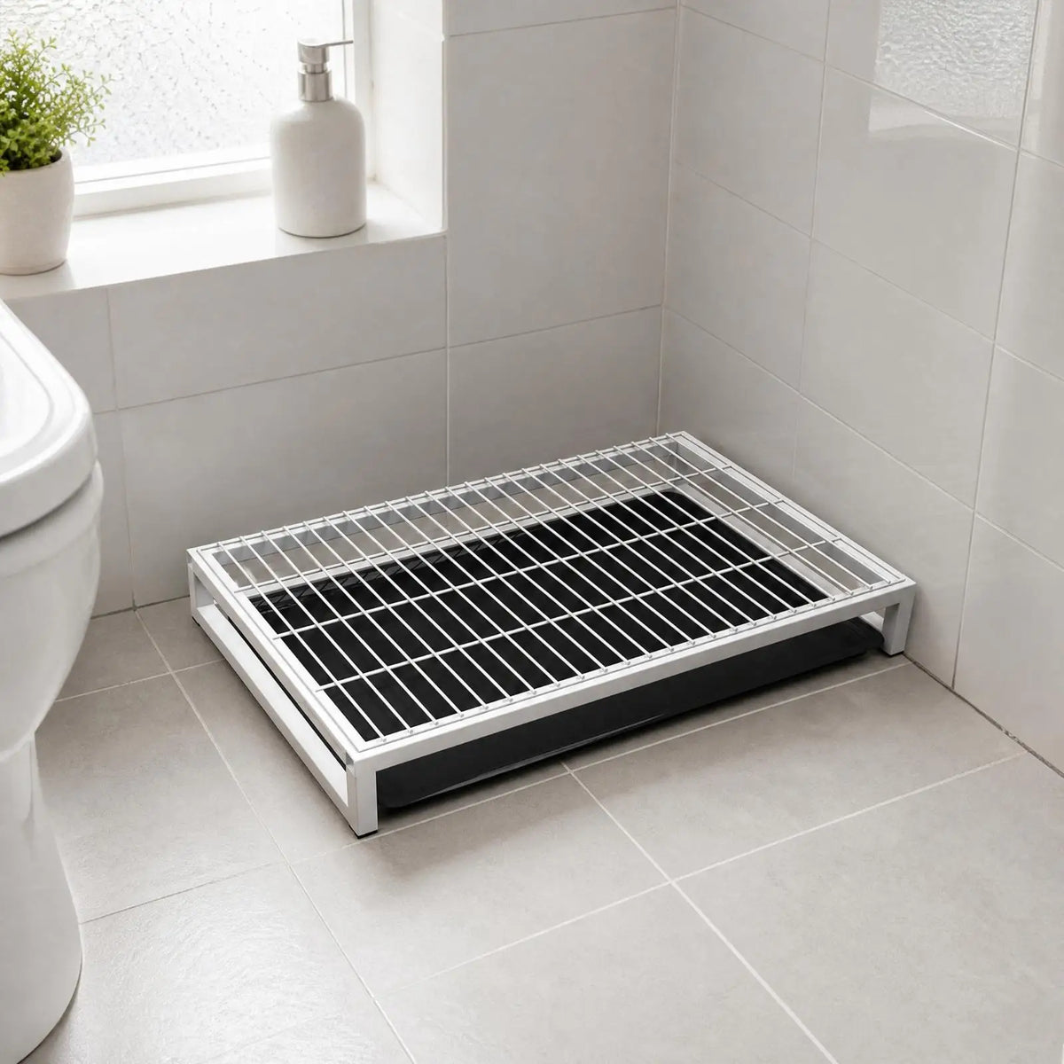 Raised Grid Dog Potty with Metal Frame & Collection Tray