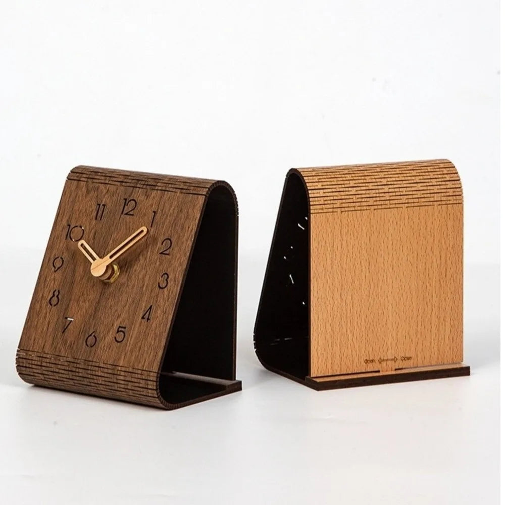 Silent Wood Desk Clock – Analog Battery Powered Table Clock