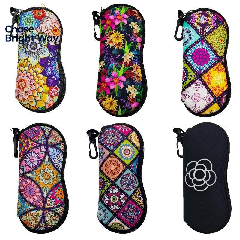 Neoprene Glasses Pouch with Carabiner – Scratch-Resistant Case