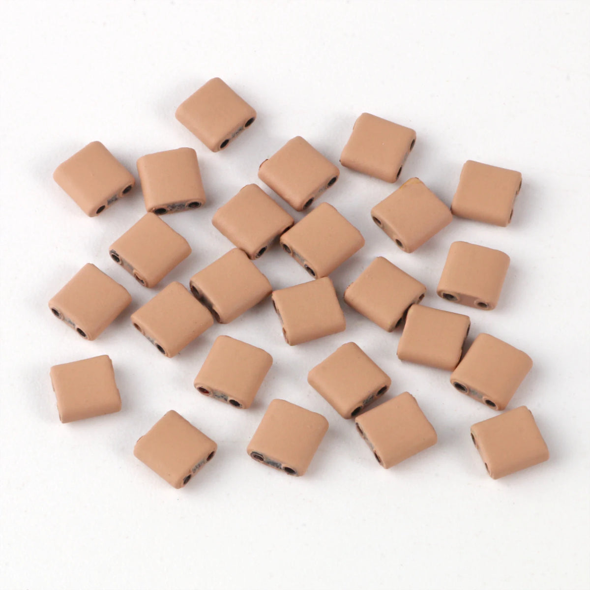Rectangle Two-Hole Hematite Beads 5x5x2mm – DIY Jewelry Making