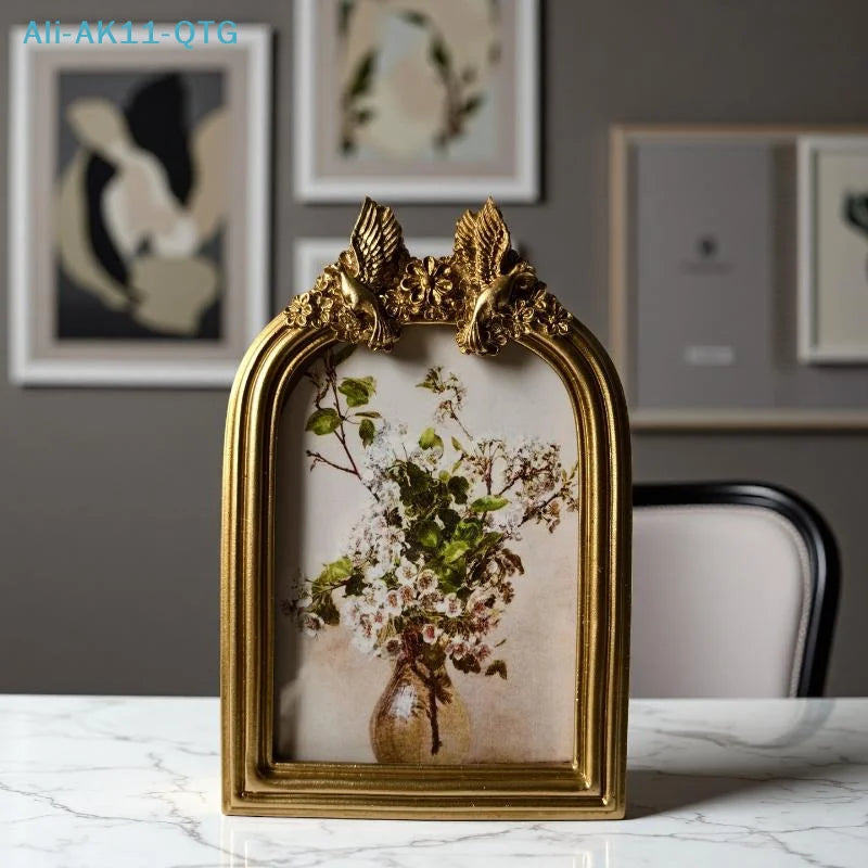 Vintage Gold Resin Oval Photo Frame – Desk & Wall Display
