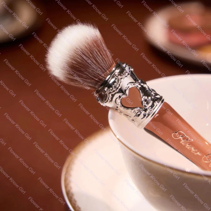 Flower Knows Sweetie Bear Rounded Blush & Powder Brush