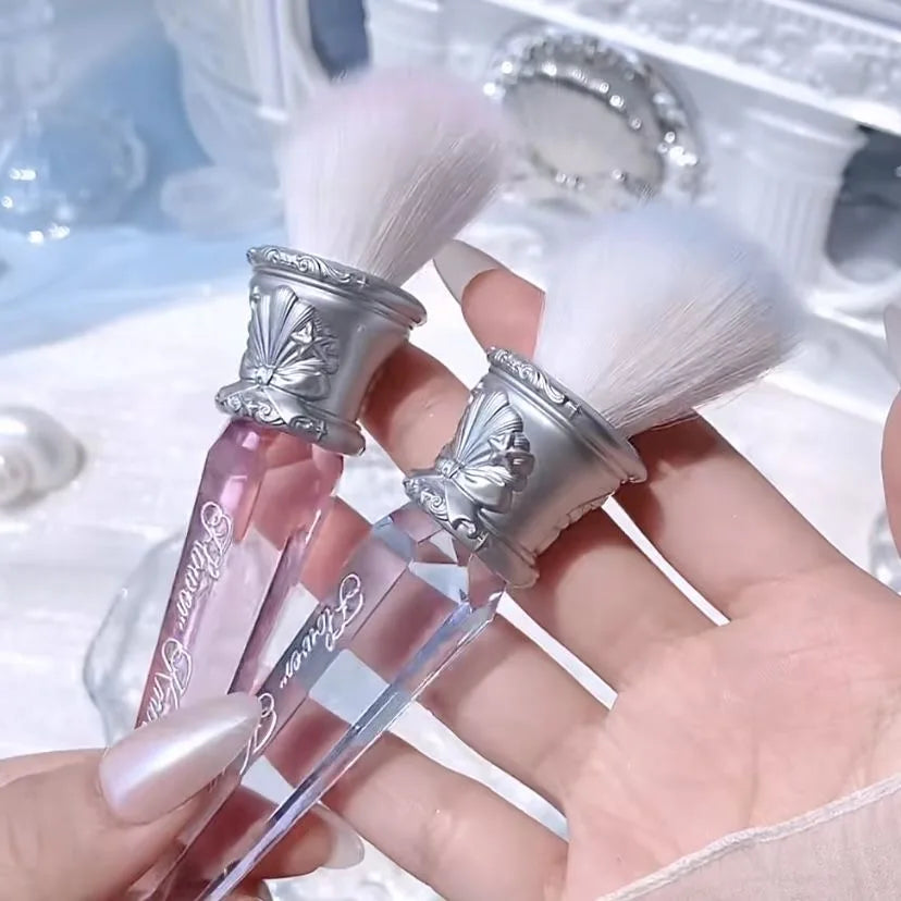 Flower Knows Shell Pearl Bunny Makeup Brush – Foundation & Powder