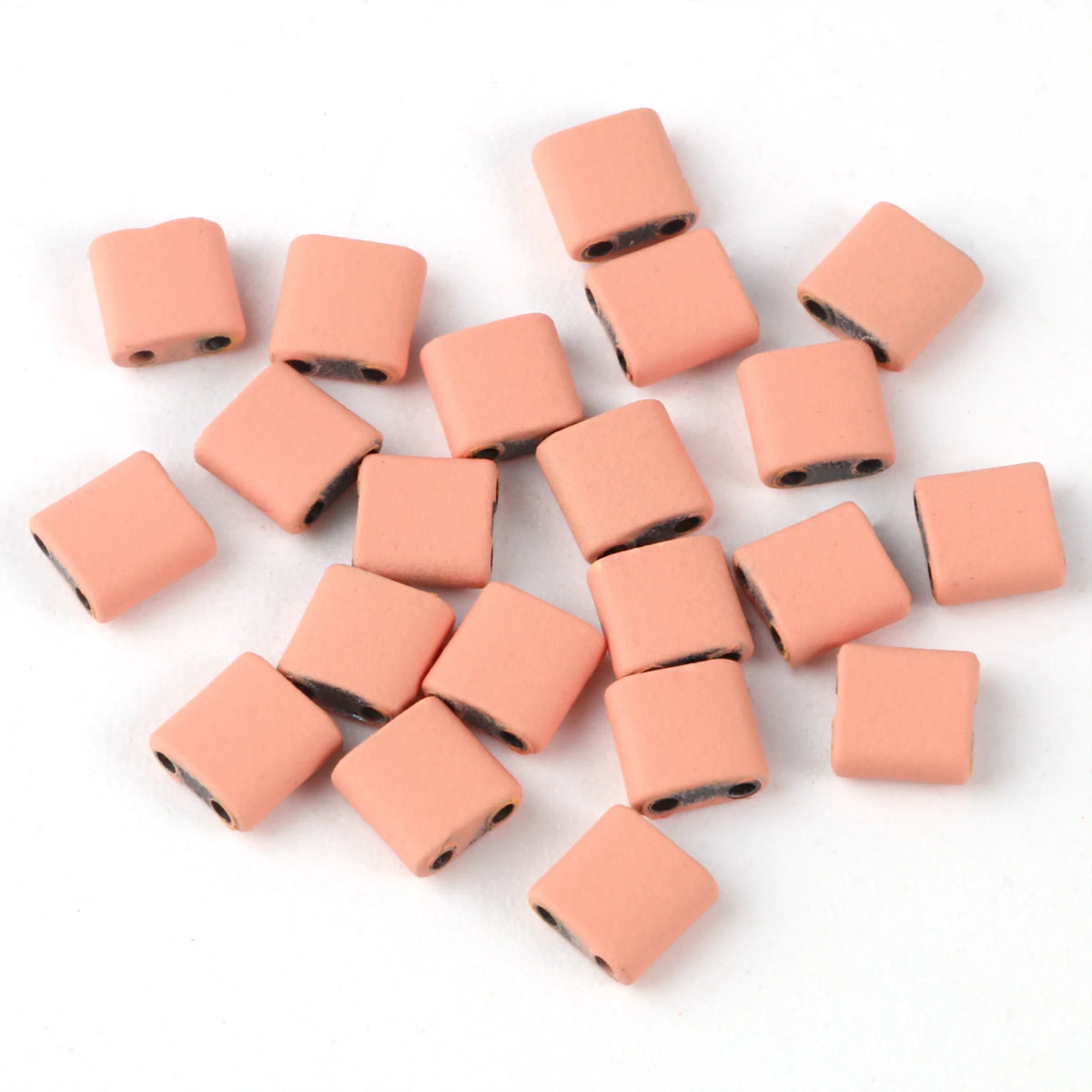 Rectangle Two-Hole Hematite Beads 5x5x2mm – DIY Jewelry Making