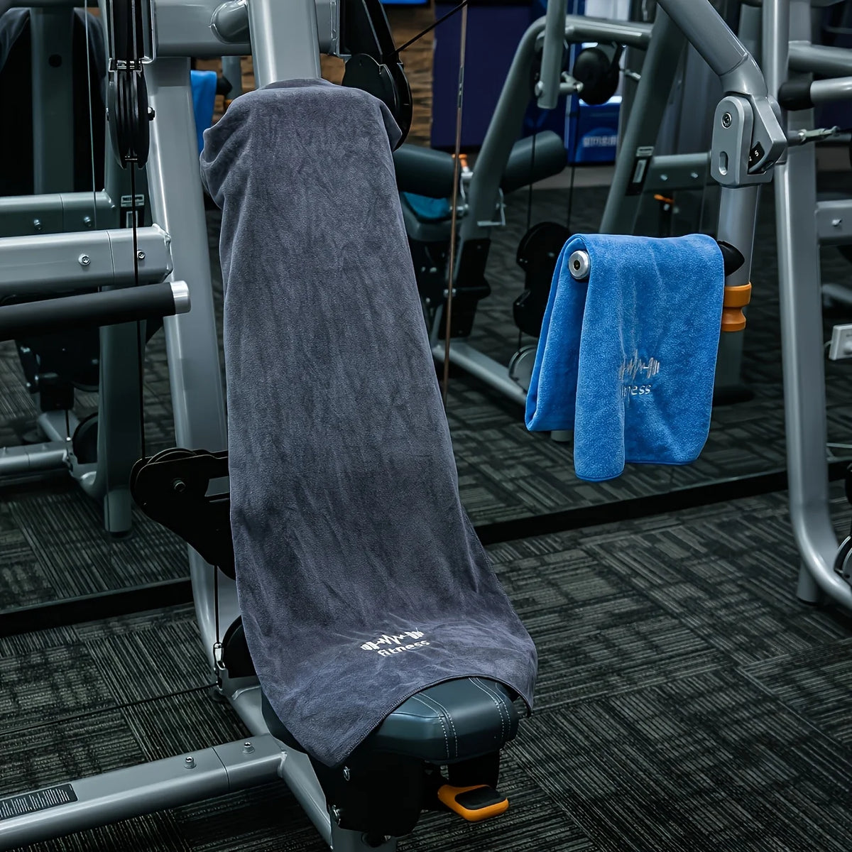 Sports Fitness Towel with Pocket | Soft Absorbent Polyester