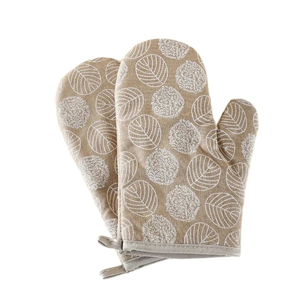 Heat-Resistant Oven Mitts – Thickened Microwave Kitchen Gloves