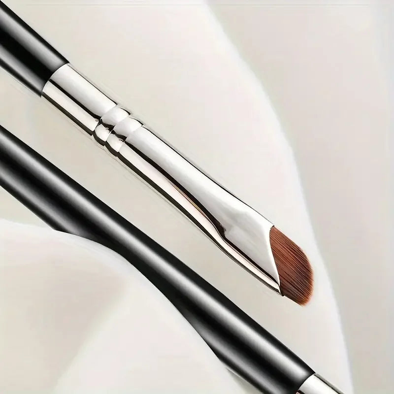 Scalpel Eyeliner & Eyebrow Brushes – Ultra-Fine Angle Tip