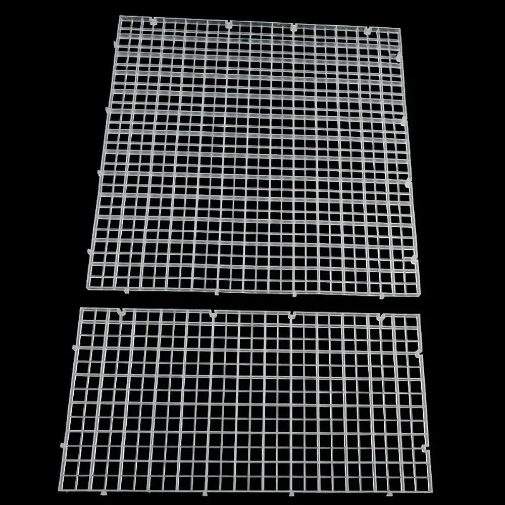 Plastic Isolation Grid Board 30x30cm – Aquarium Divider Net