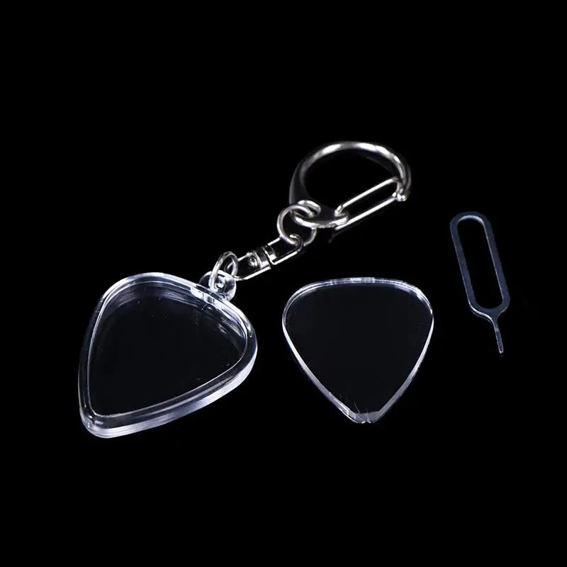Guitar Pick Storage Case – Clear Heart-Shaped Holder & Keyring