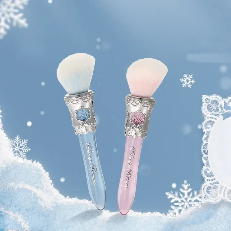 Flower Knows Snow Ballet Blush Brush – Soft Goat Hair