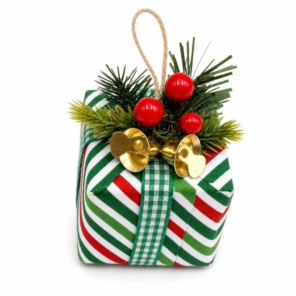 Mini Plaid Christmas Gift Box Ornament – Pine Berry Hanging
