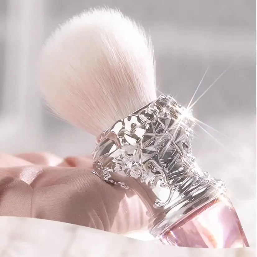 Flower Knows Swan Ballet Blush Brush – Goat Hair Makeup