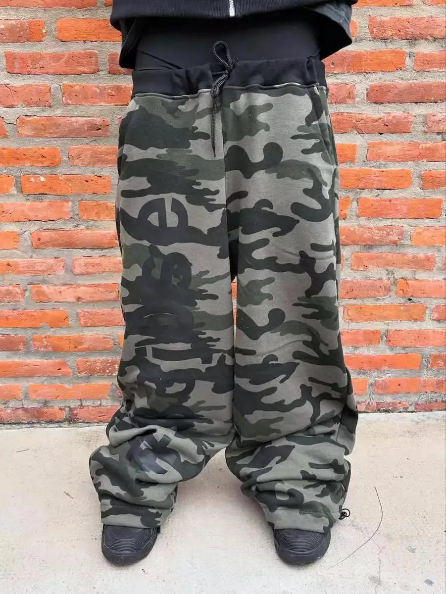 Y2K Oversized Zip-Up Hoodie – Camo Graphic Streetwear Sweatshirt