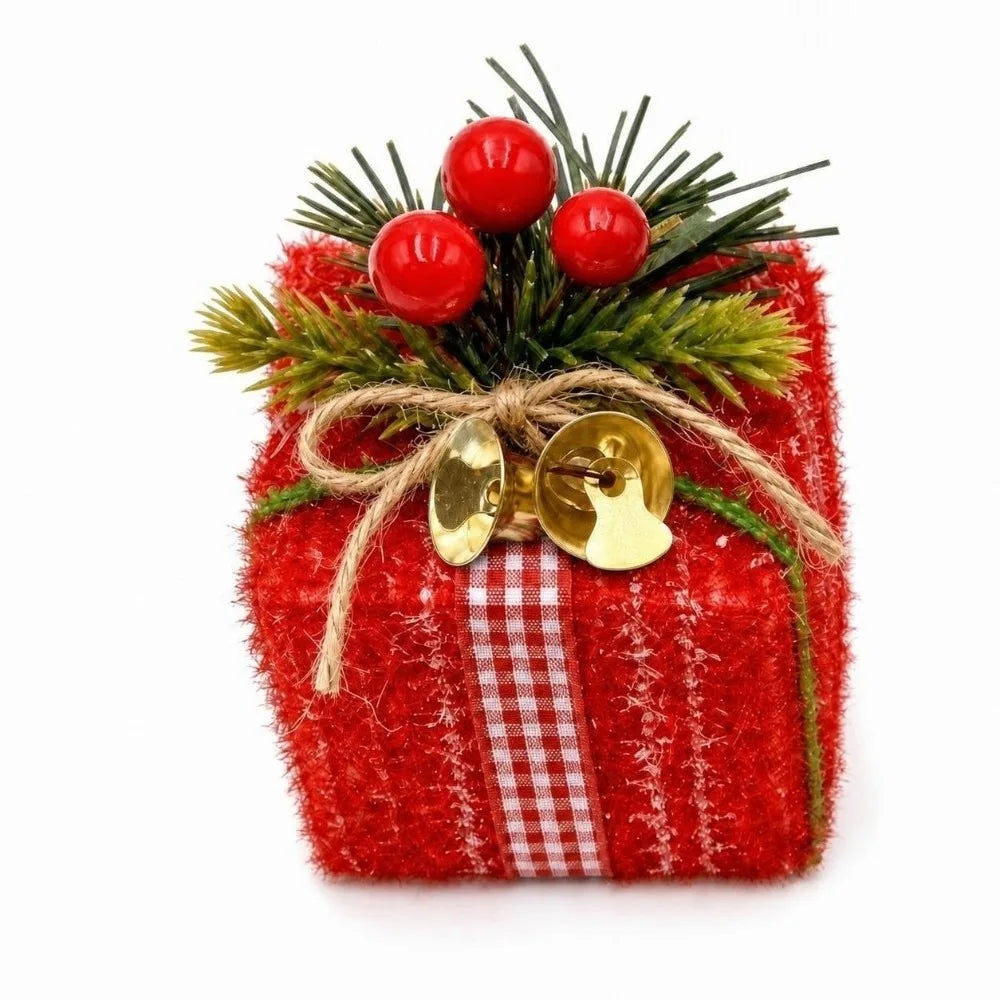 Mini Plaid Christmas Gift Box Ornament – Pine Berry Hanging