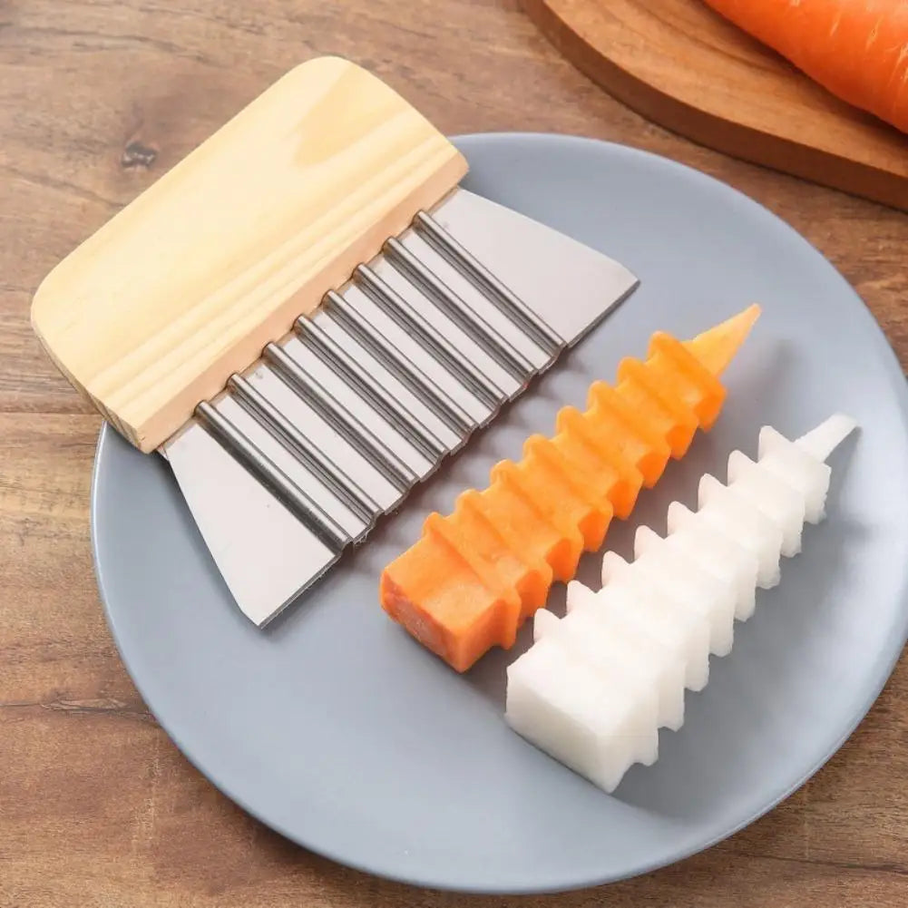 Wavy Vegetable Slicer – Stainless Steel Crinkle Cut Knife