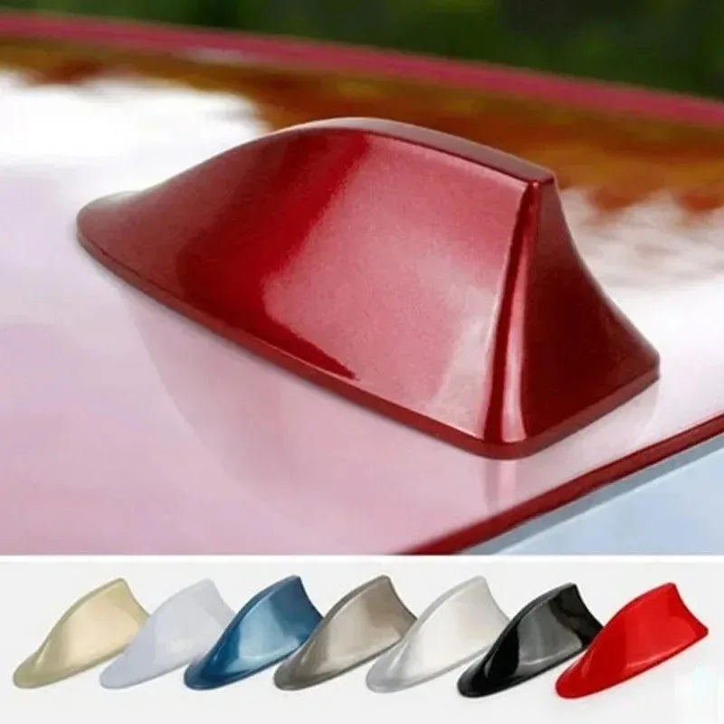 Universal Car Shark Fin Antenna – FM/AM & GPS Receiver