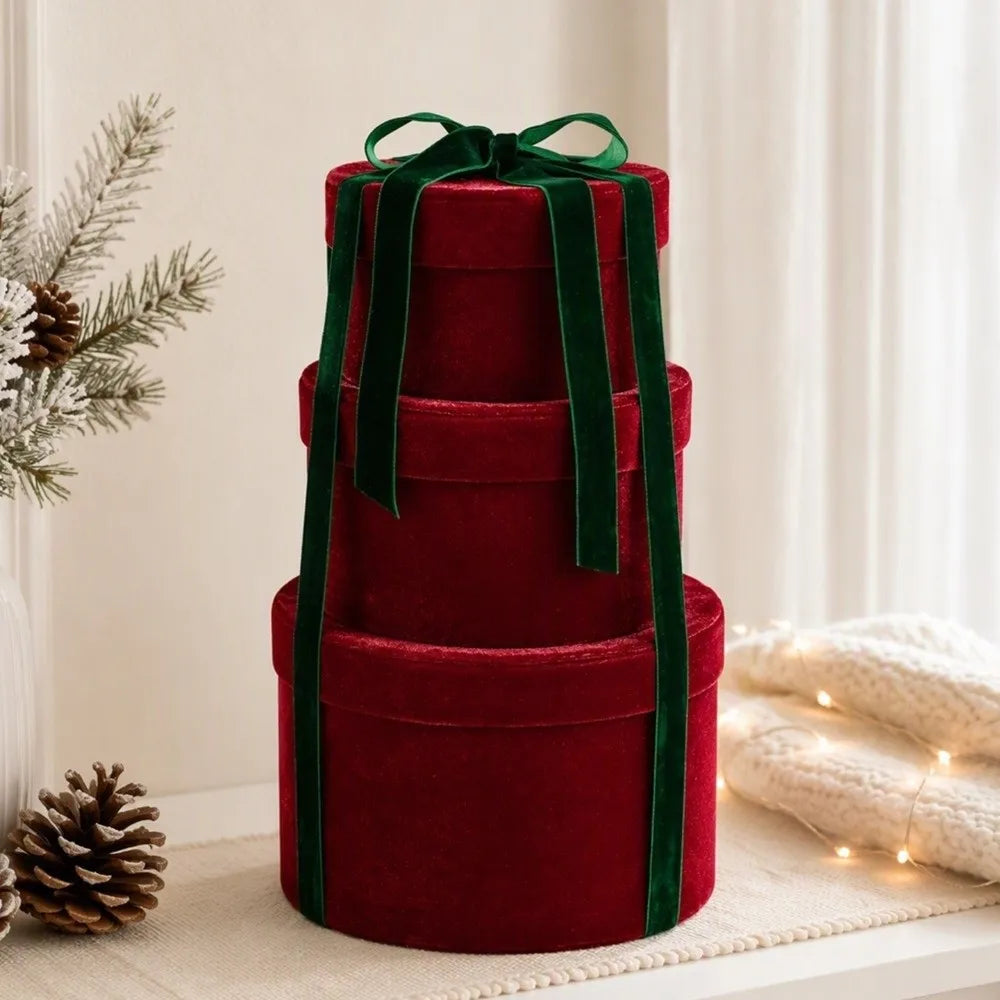 Set of 3 Velvet Round Christmas Gift Boxes – Assorted Sizes