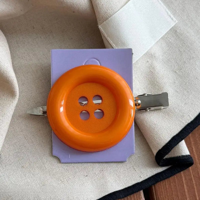 Y2K Oversized Button Duckbill Hair Clip – Retro Barrette