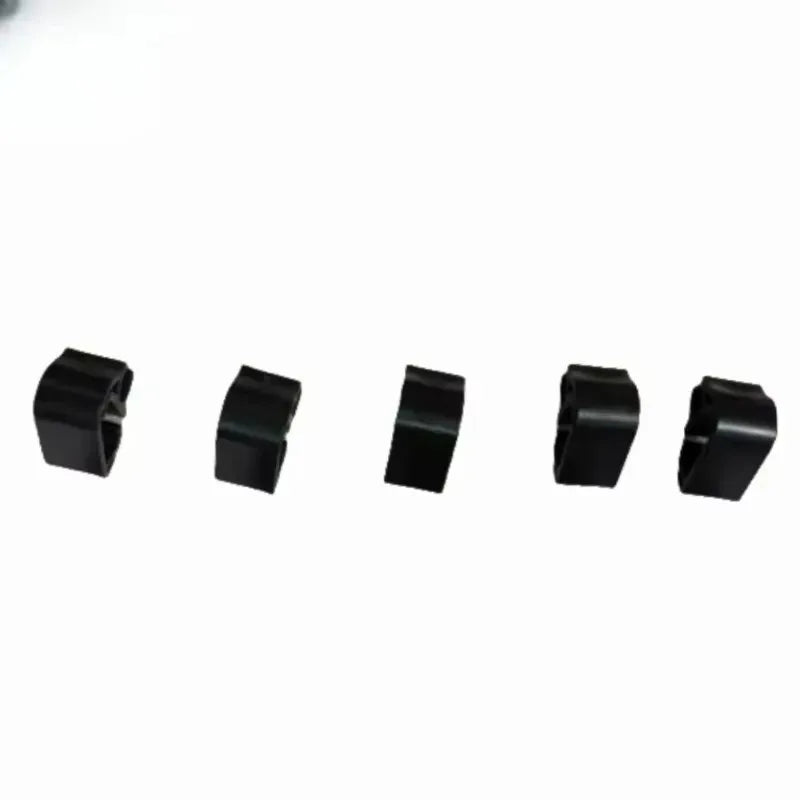 Wiper Arm Spray Pipe Clips 1617040080 for 3008 5008 C5 – 5PCS
