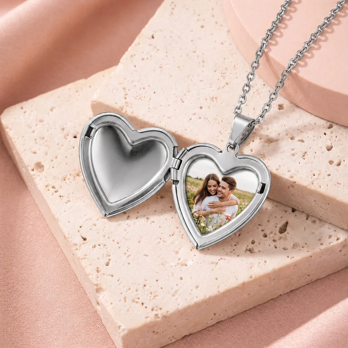 Custom Photo Heart Locket Necklace – Personalized Stainless Steel