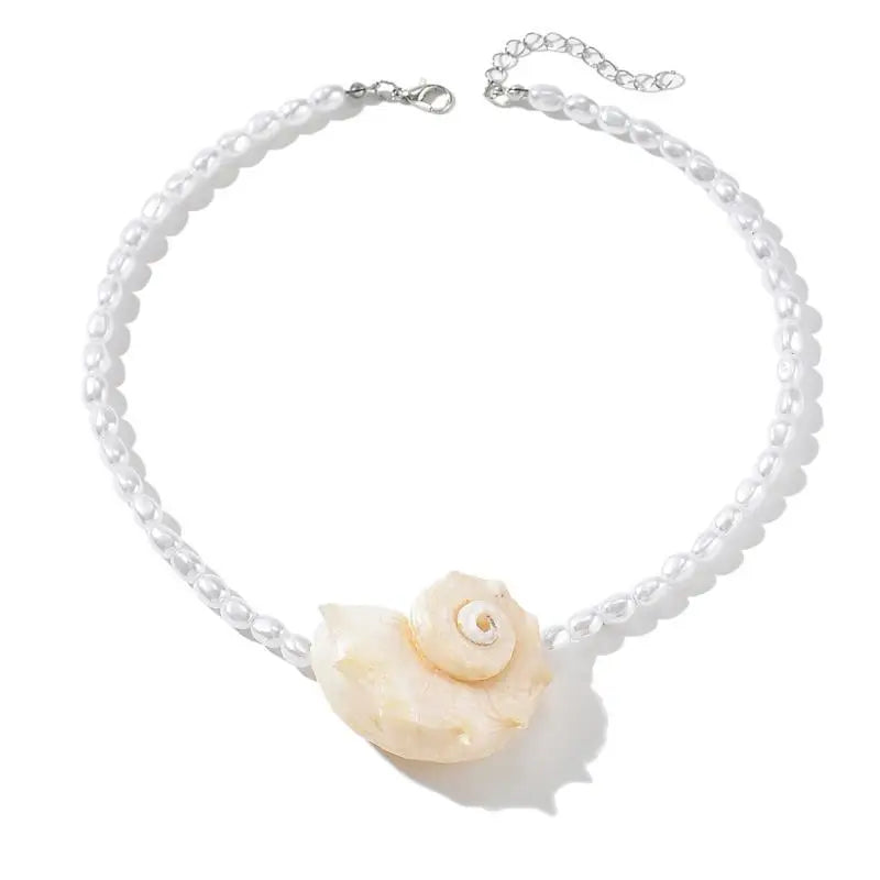 Bohemian Conch Pendant Necklace – Faux Pearl Beaded Choker