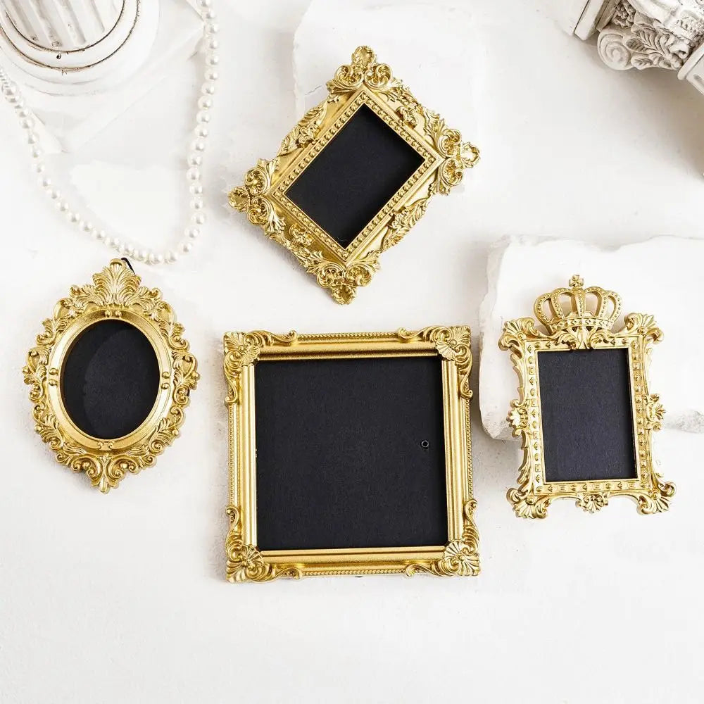 Hanging Mini Resin Photo Frames – Vintage DIY Wall Decor