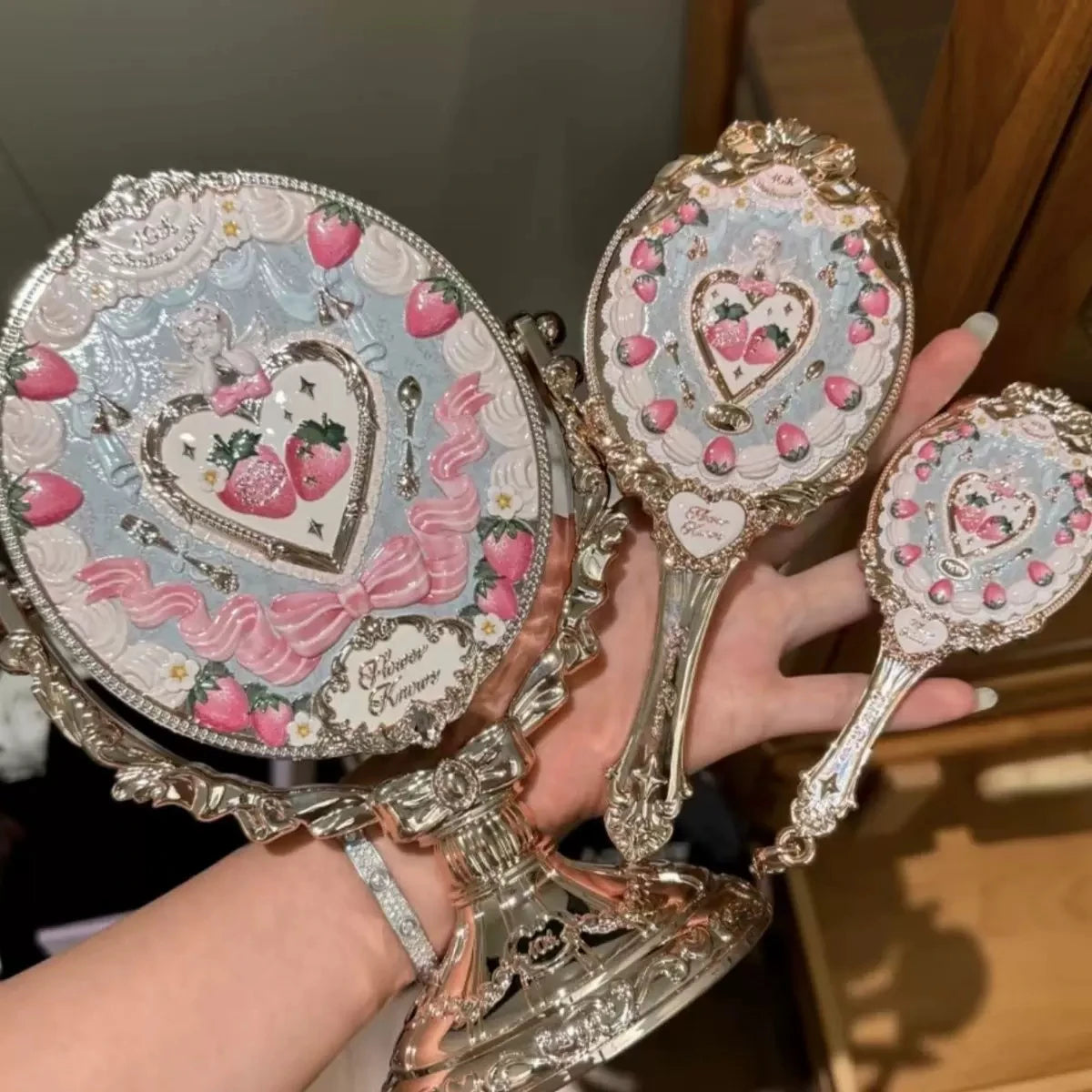 Flower Knows 10th Anniversary Makeup Mirror & Brush Set