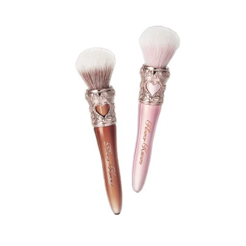 Flower Knows Sweetie Bear Rounder Blush Brush – Vegan