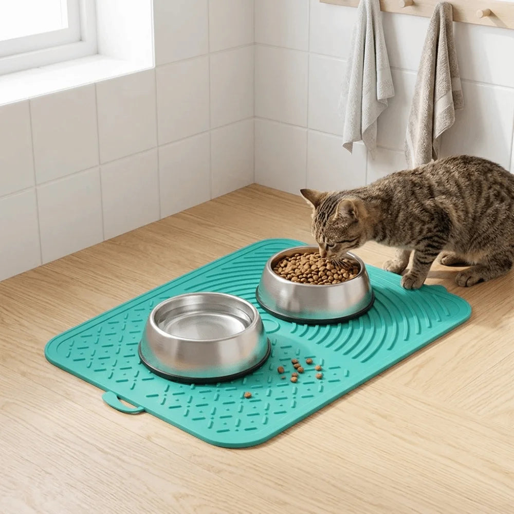 Silicone Pet Lick Mat – Non-Slip Slow Feeder for Dogs & Cats