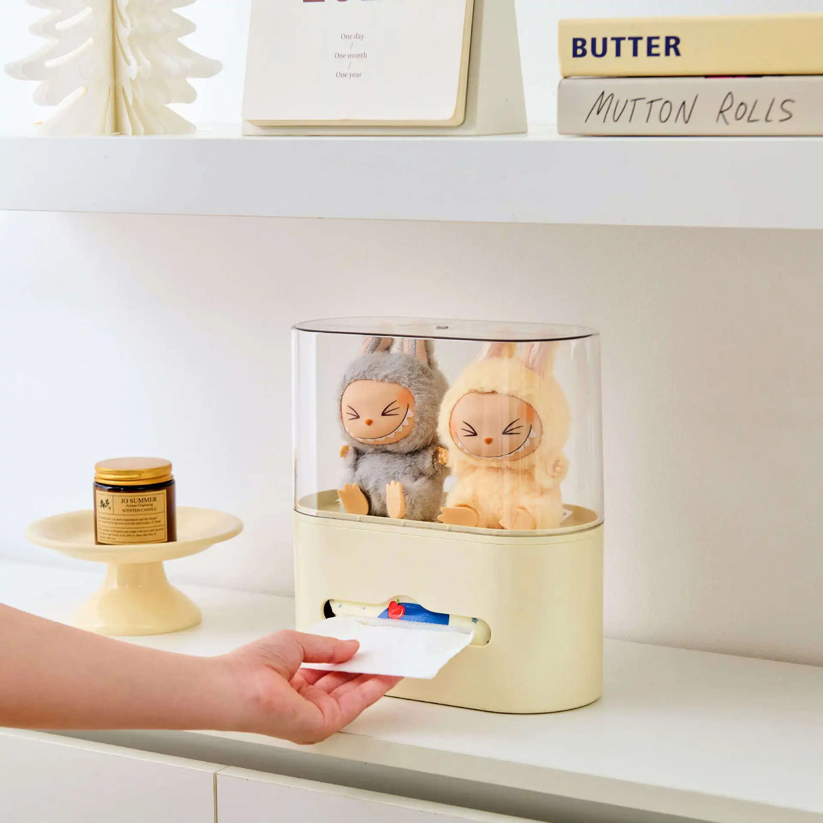 Collectible Figure Display Case – Clear Dustproof Tissue Box