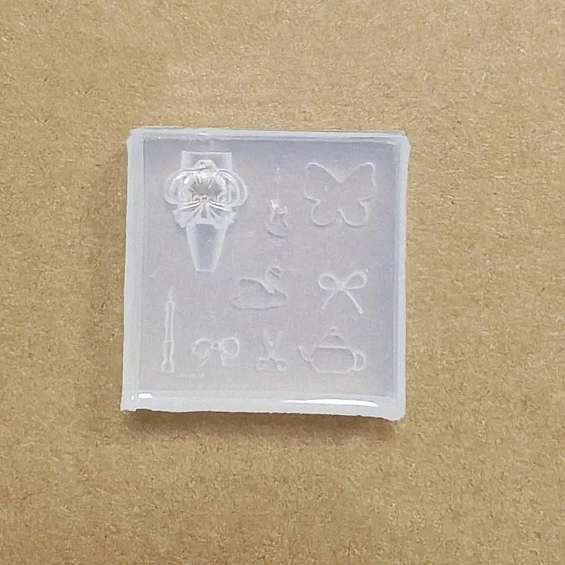 Y2K Silicone Nail Art Mold – Dolphin, Puppy & Bowknot DIY