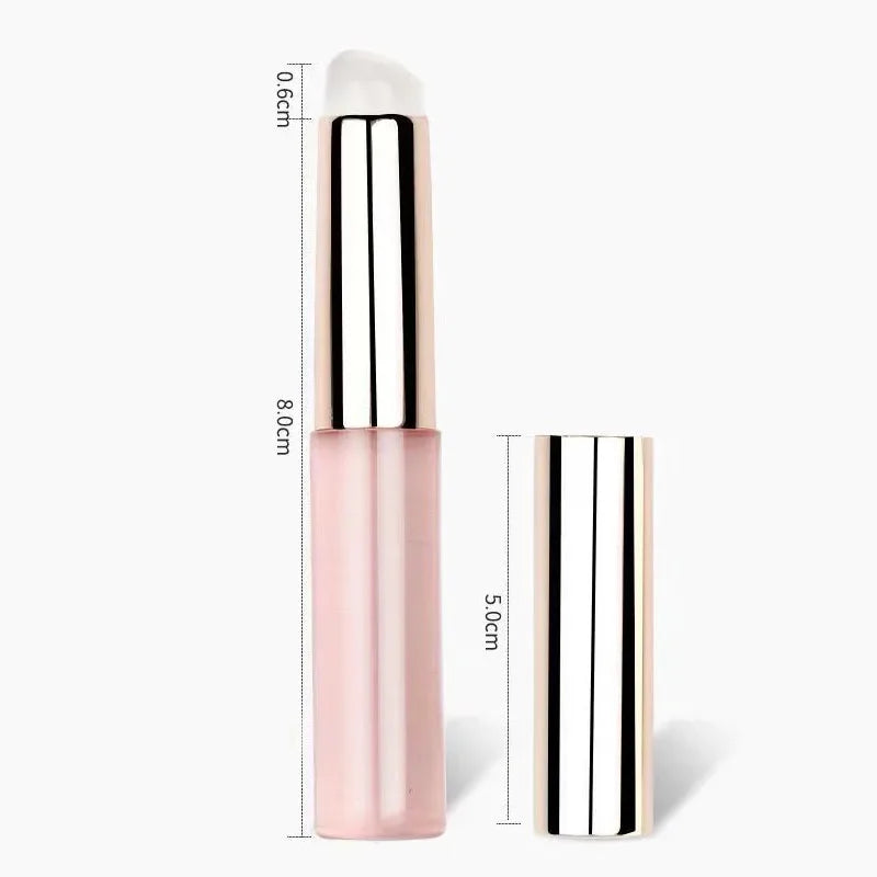 Silicone Lip Brush with Lid – Lipstick & Concealer Applicator